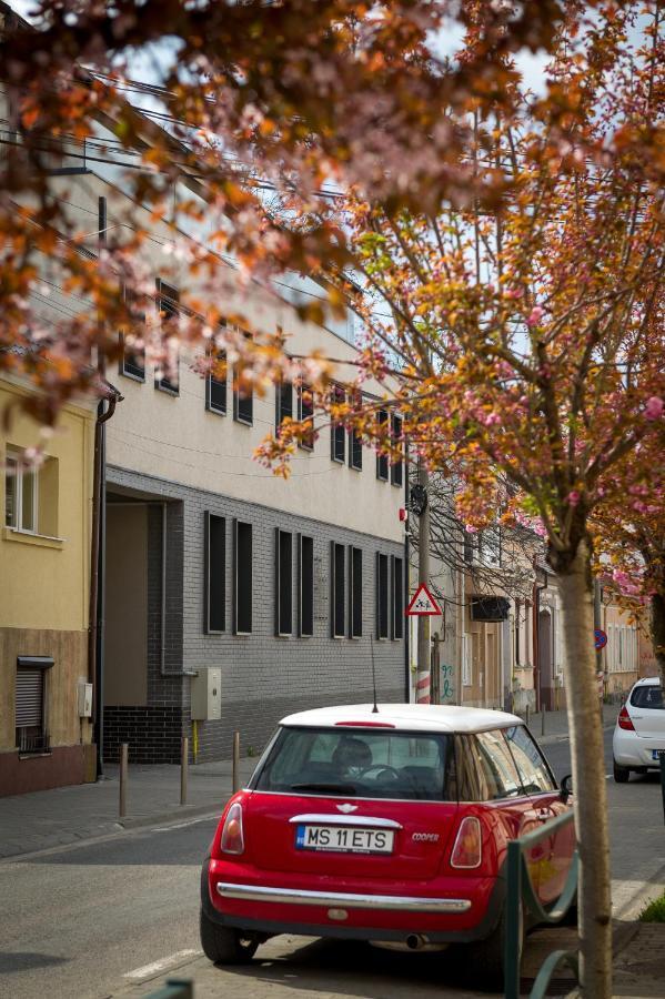 H11 Downtown Apartments Târgu-Mureş エクステリア 写真
