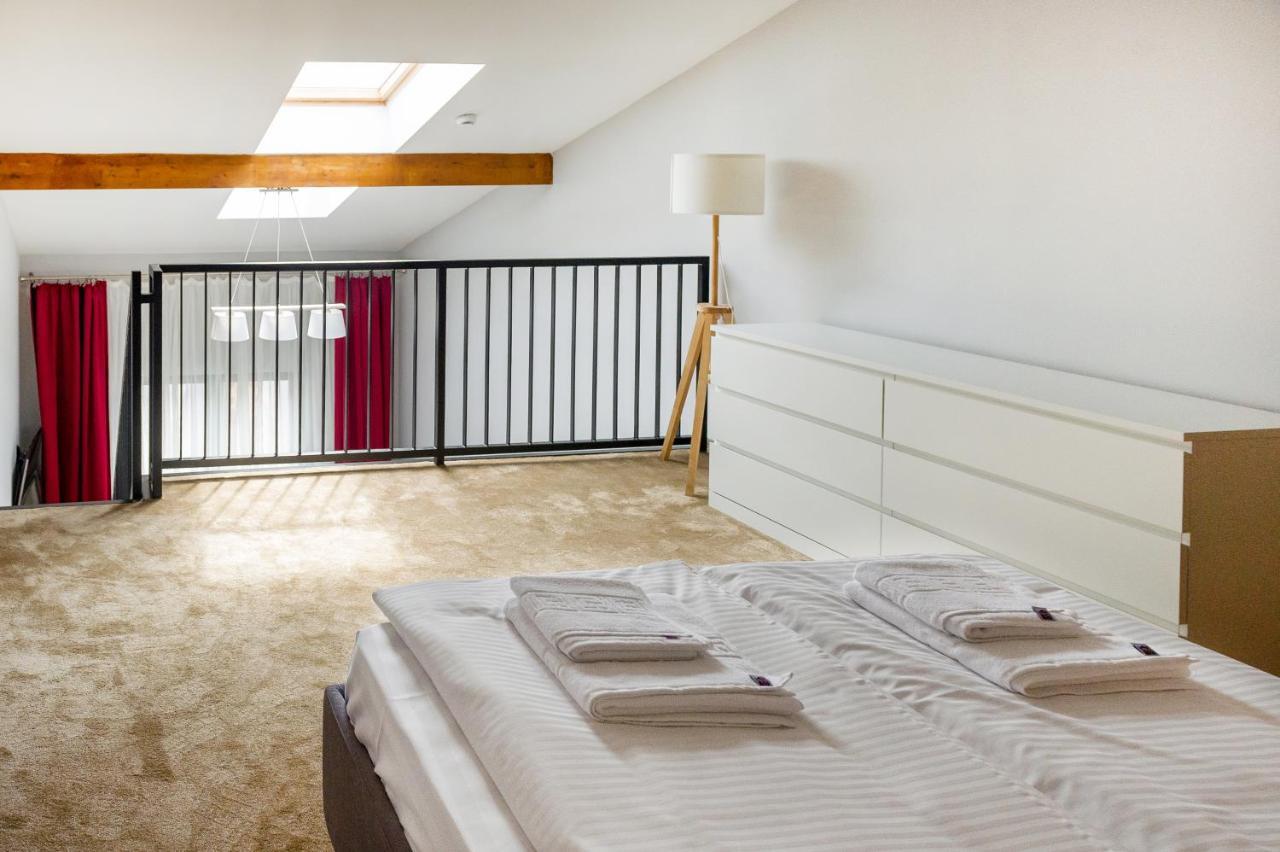 H11 Downtown Apartments Târgu-Mureş エクステリア 写真