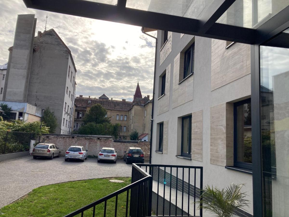 H11 Downtown Apartments Târgu-Mureş エクステリア 写真